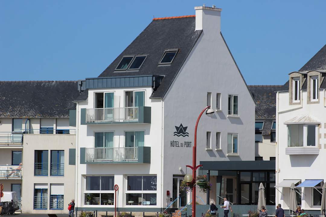 Außenansicht Hôtel du Port