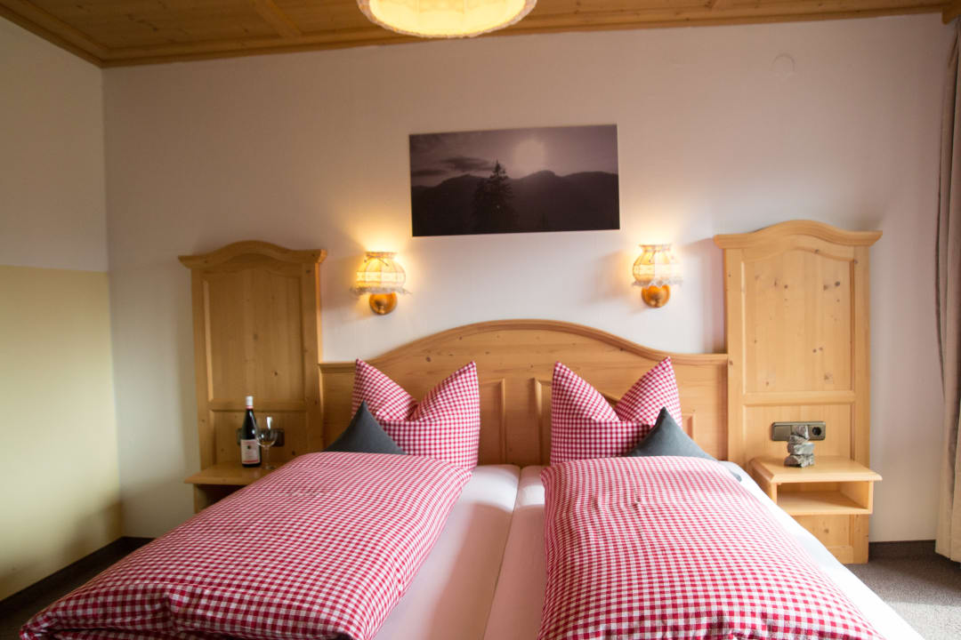 Zimmer Gästehaus Wiesengrund - daHEIM auf der Riezler Höh'!