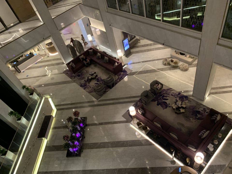 Lobby Al Bandar Rotana - Creek