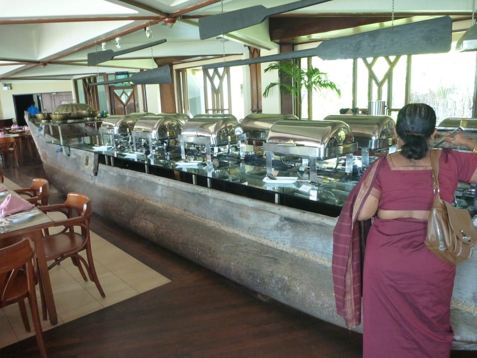 Buffet auf Booten angerichtet Tangerine Beach Hotel