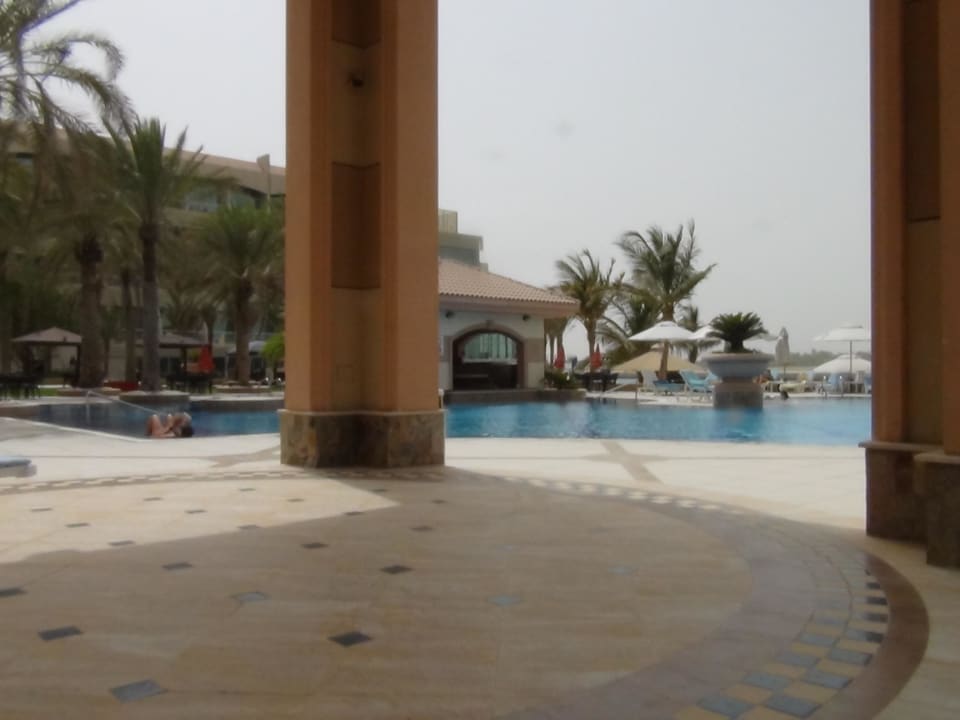 Pool Al Raha Beach Resort & Spa