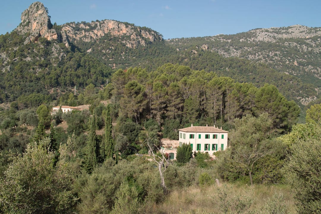 Blick vom Berg auf das Fincahotel Finca sa Maniga