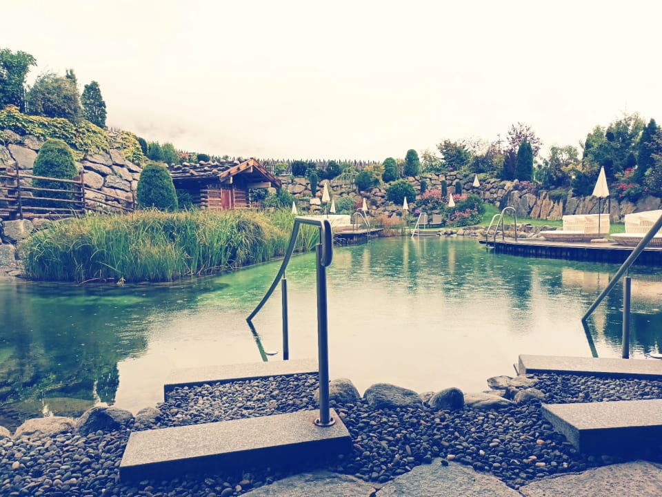 Pool Alpenresort Schwarz