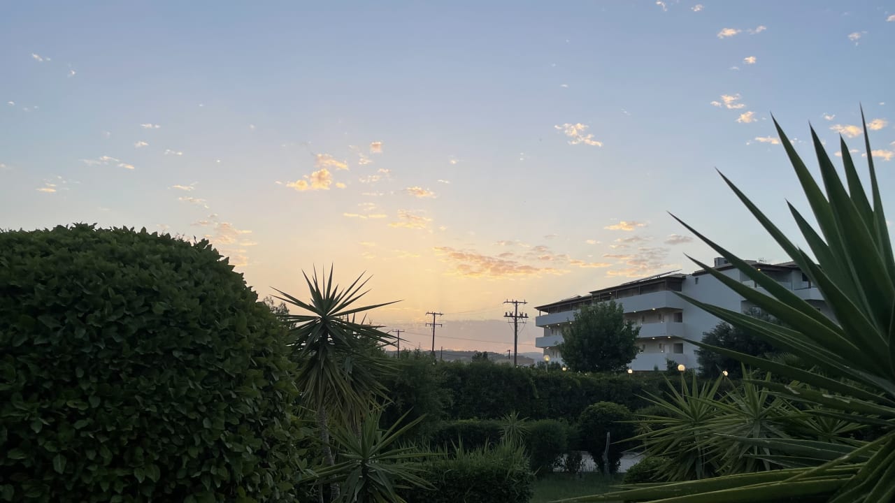 Gartenanlage Irene Palace Beach Resort Club alltoura