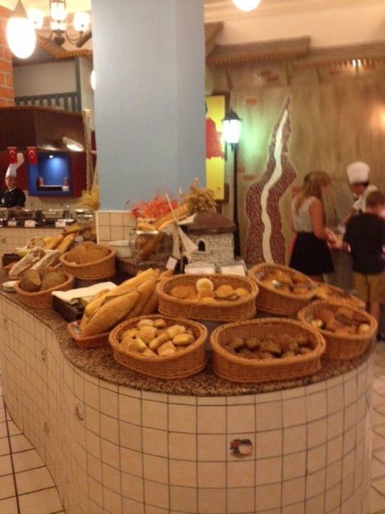 Große Brotauswahl Ali Bey Club