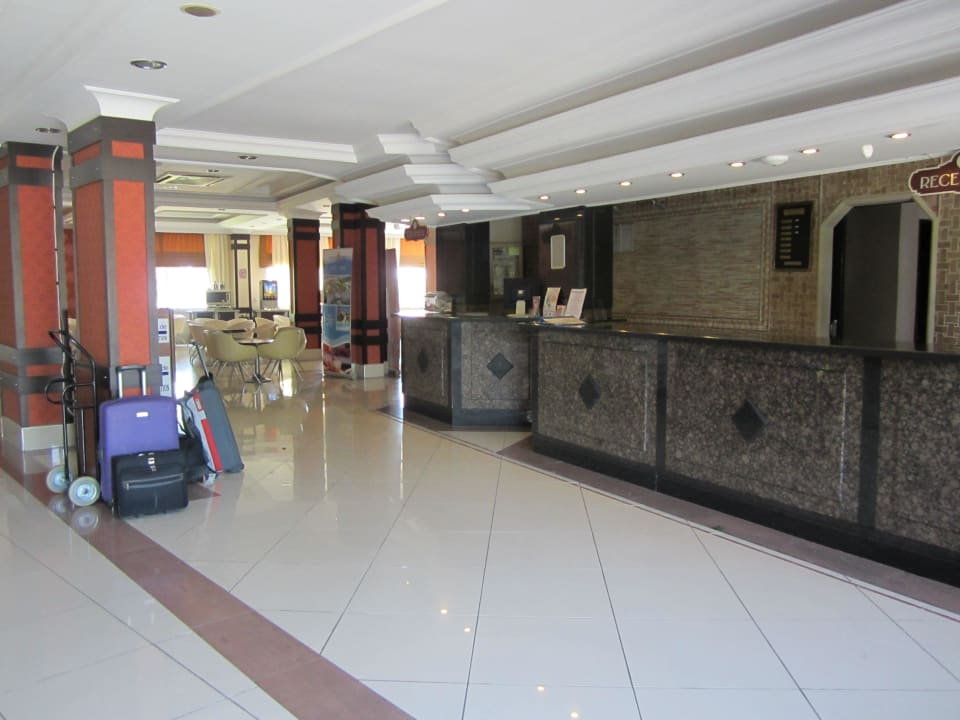 Empfangshalle Information Side Alegria Hotel & Spa - Adults only +16