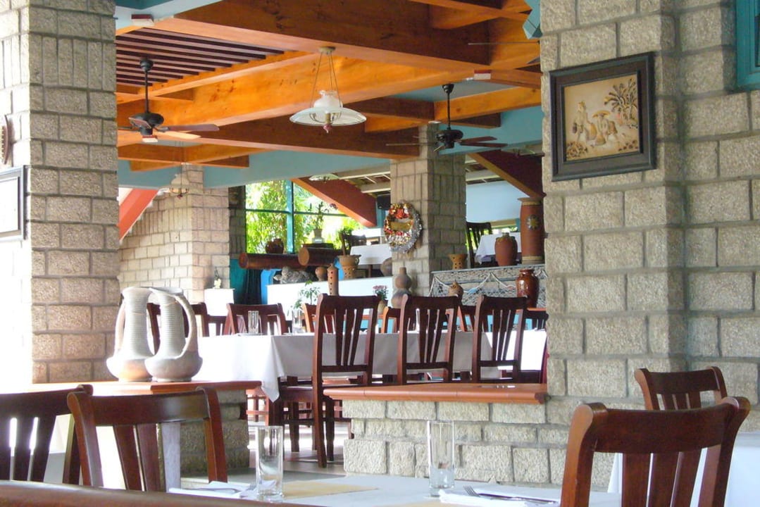 Restaurant mit Blick aufs Meer Hoang Ngoc Beach Resort