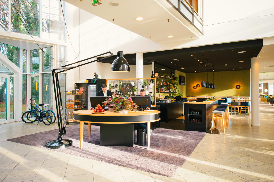 Lobby Vienna House Easy Bad Oeynhausen