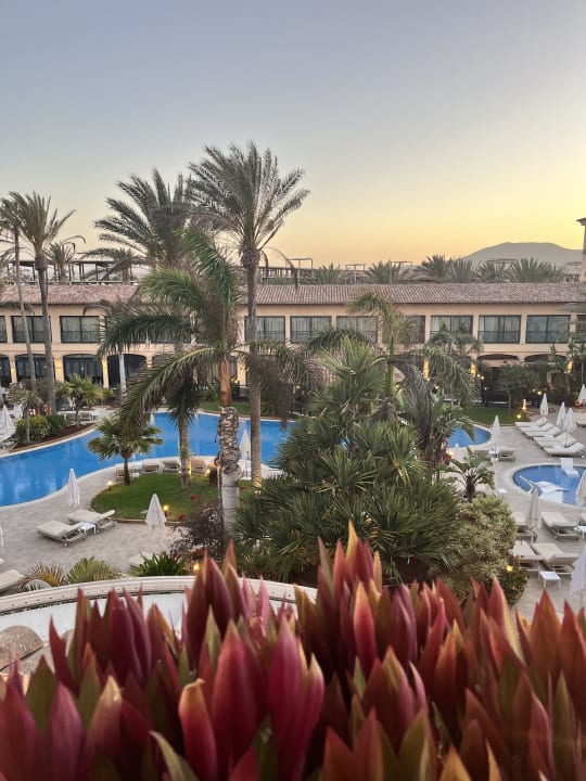 Pool Secrets Bahia Real Resort & SPA