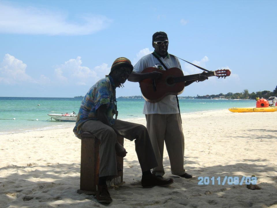 Strandmusiker Hotel Grand Pineapple Beach Negril