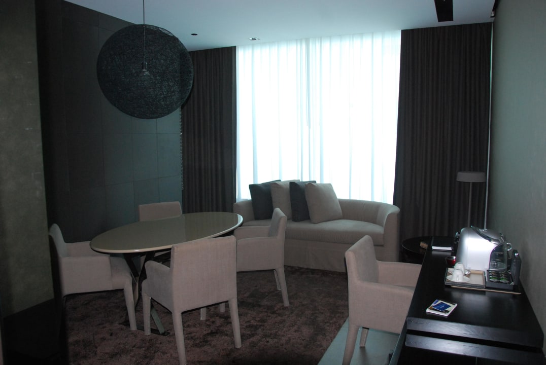 Junior Suite The Canvas Hotel Dubai MGallery By Sofitel