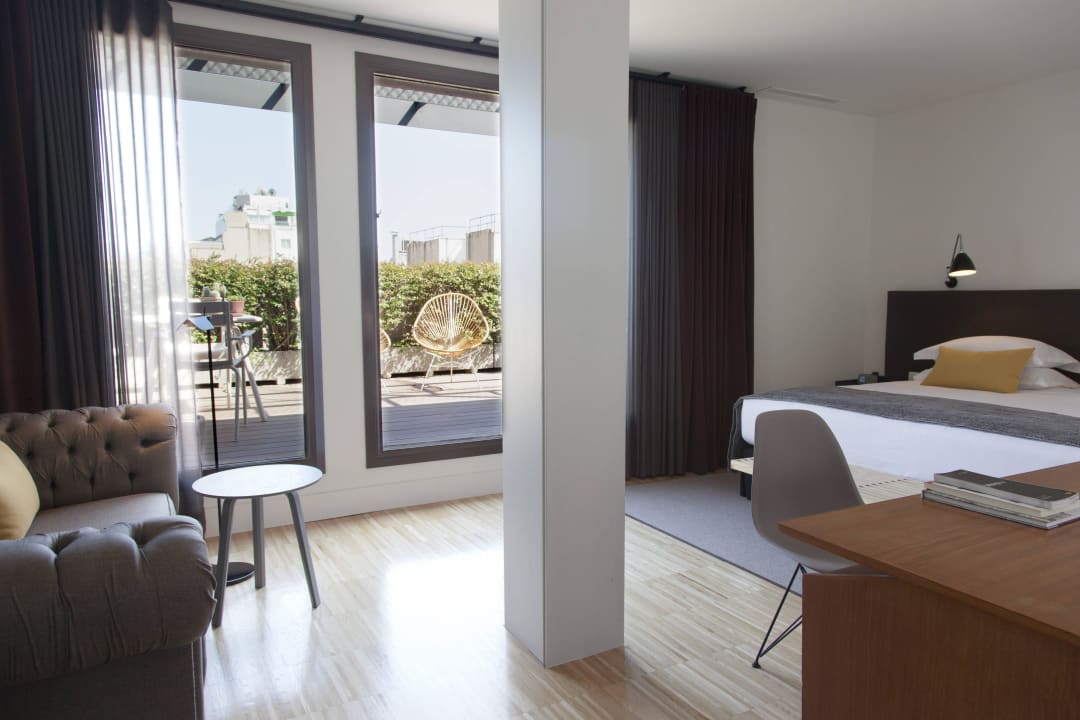 Terrace suite Alexandra Barcelona Hotel, Curio Collection by Hilton