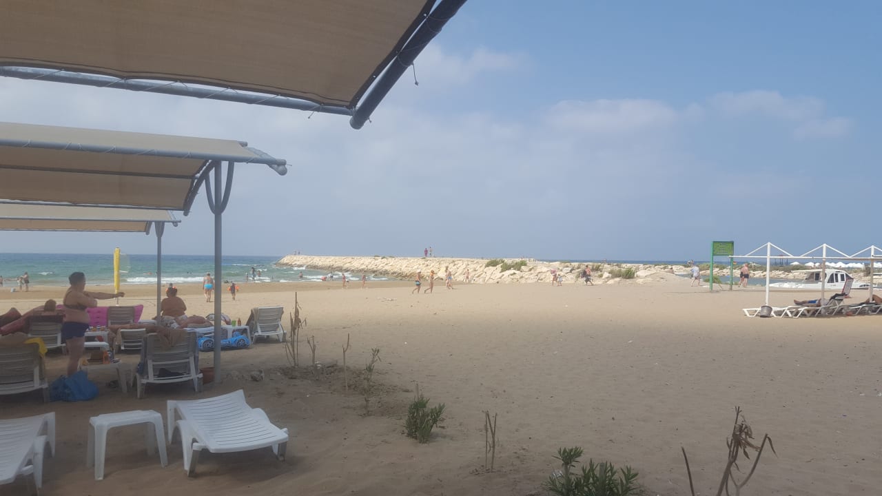 Strand Side Aquamarin Resort & Spa