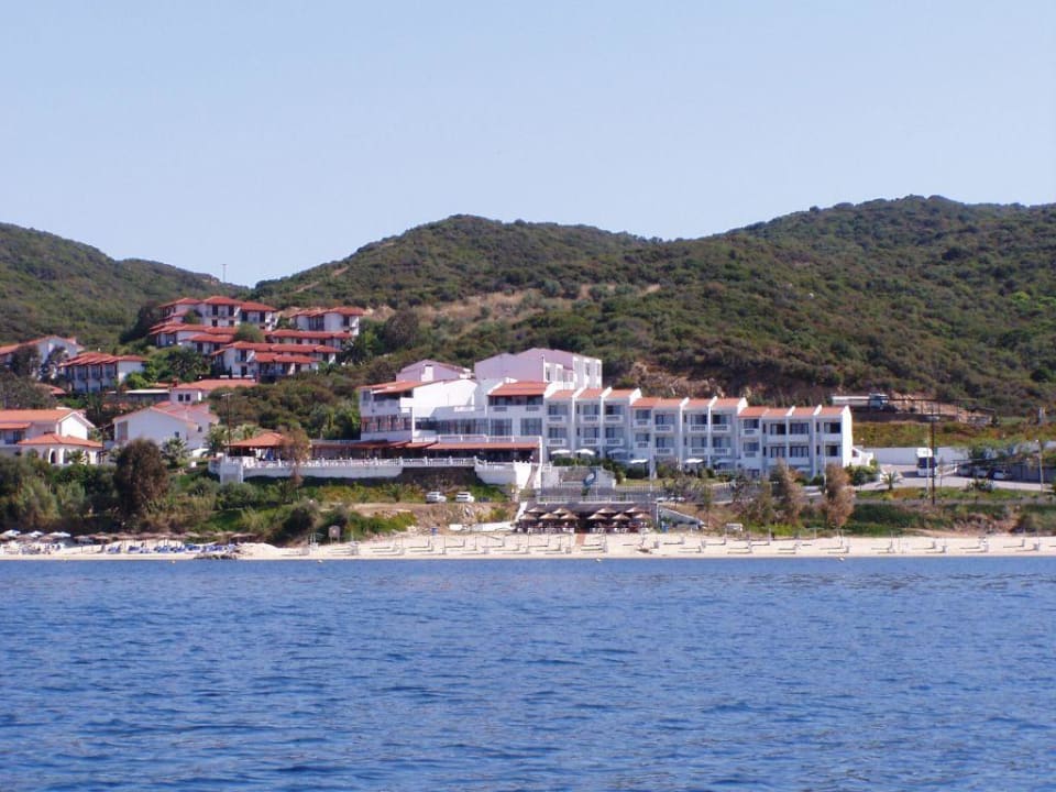 Hotel Akti Ouranoupolis vom Meer aus Akti Ouranoupolis