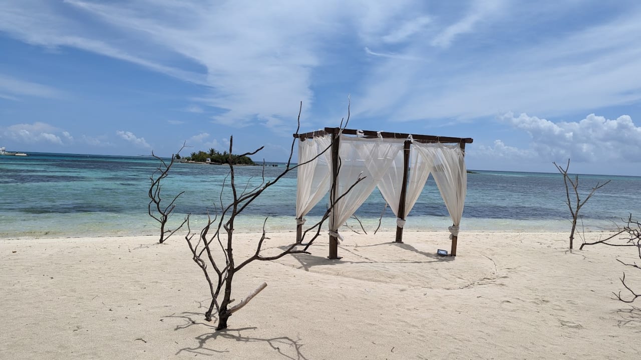 Strand Adaaran Select Hudhuran Fushi - Premium All Inclusive