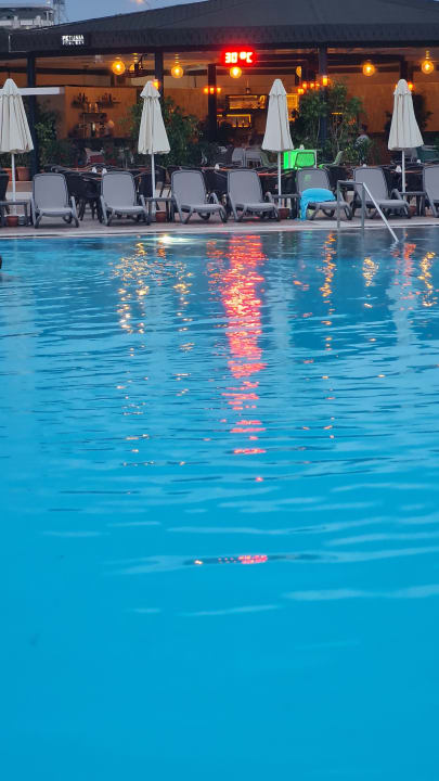 Pool VONRESORT Golden Beach