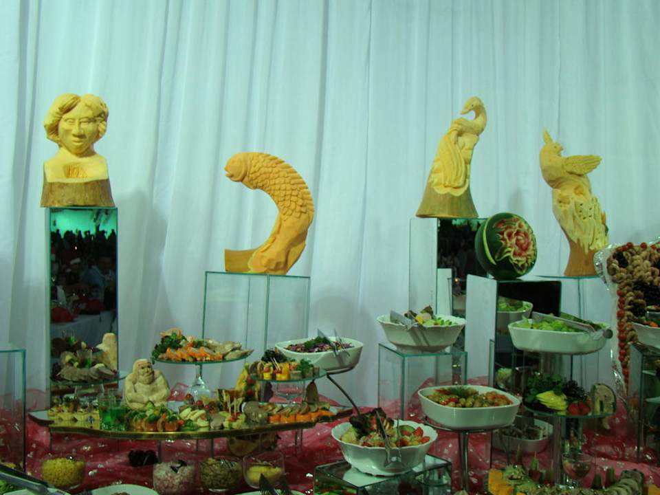 Праздничный стол Pickalbatros Palace Resort