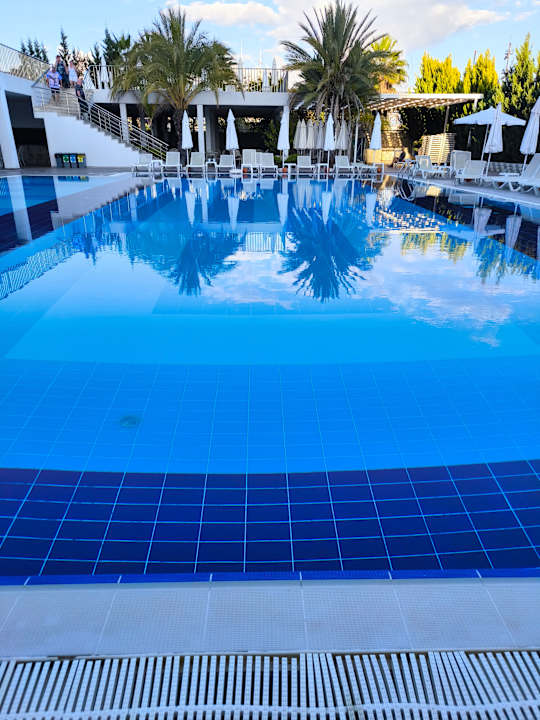 Pool J'adore Deluxe Hotel & Spa