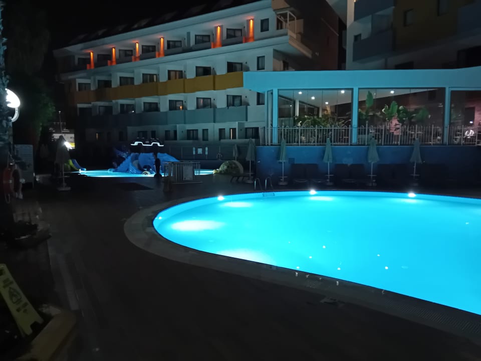 Pool Hane Family Resort