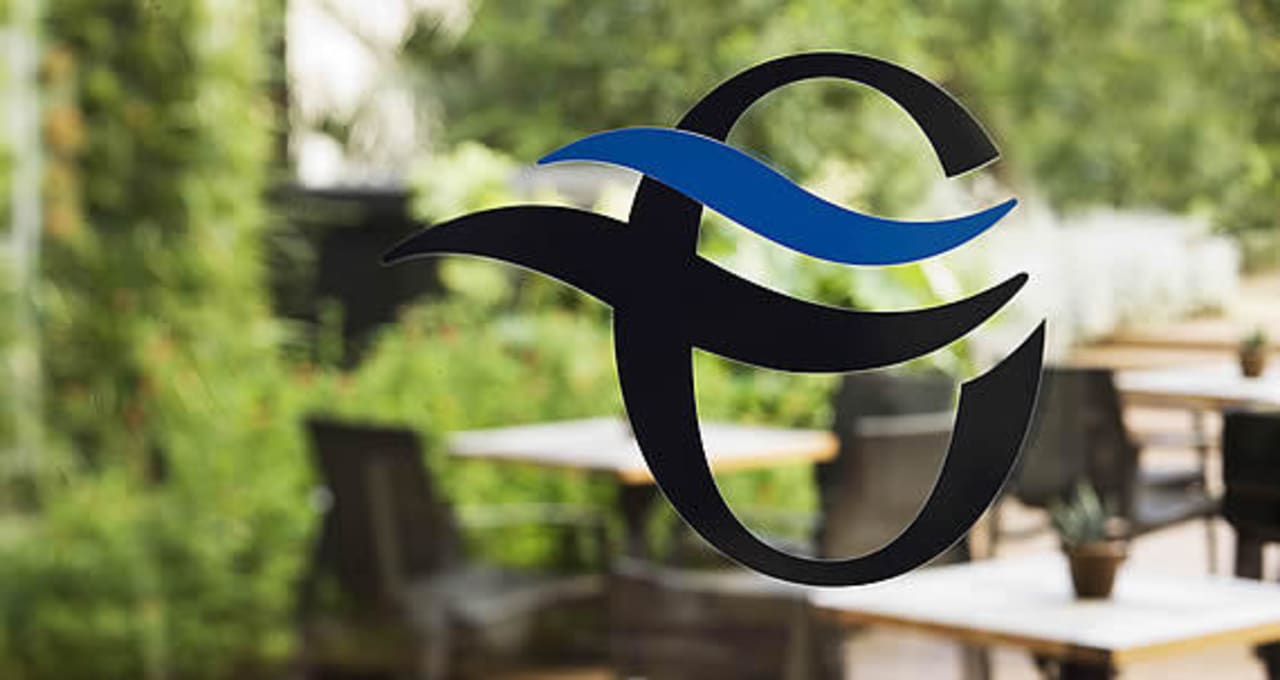 Jardin Hotel Oceania Paris Porte de Versailles