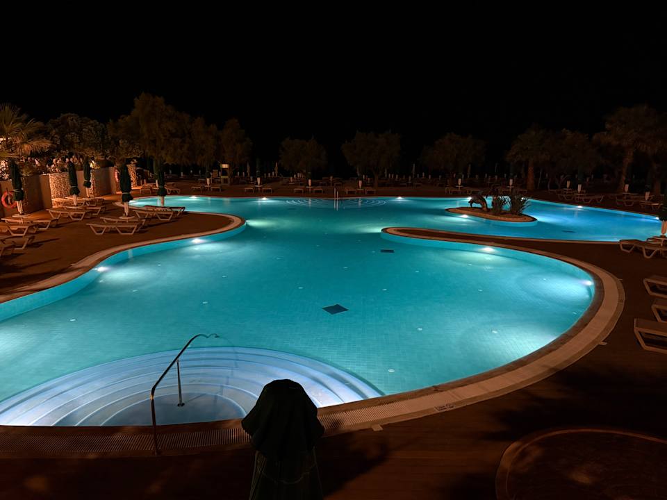 Pool Esperos Palace Resort & Spa