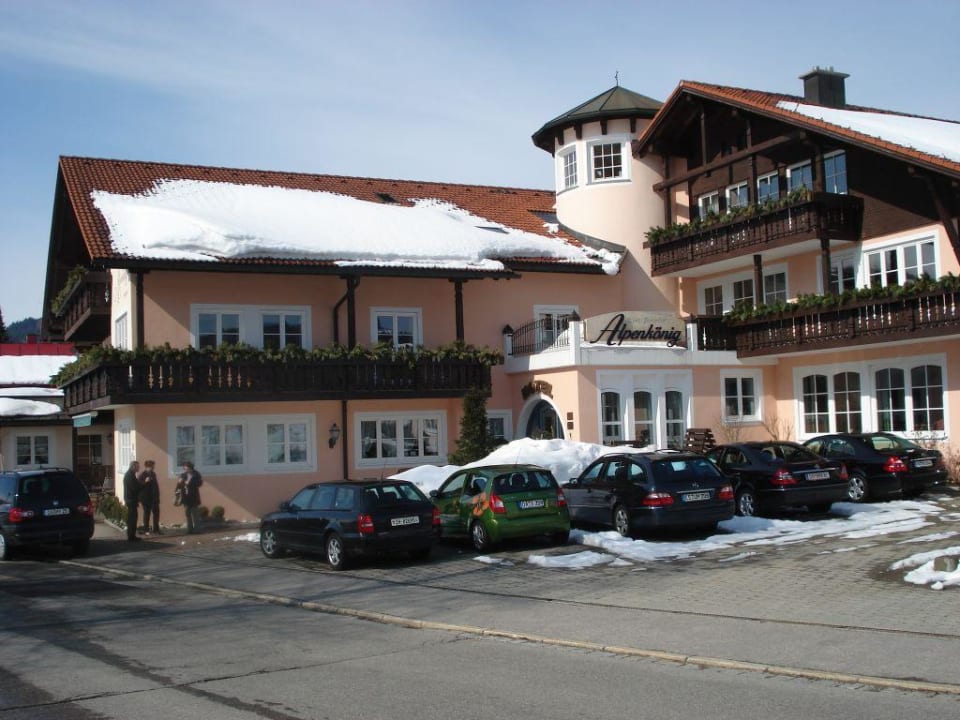 Hotel Aussenansicht März 2009 Hotel Alpenkönig