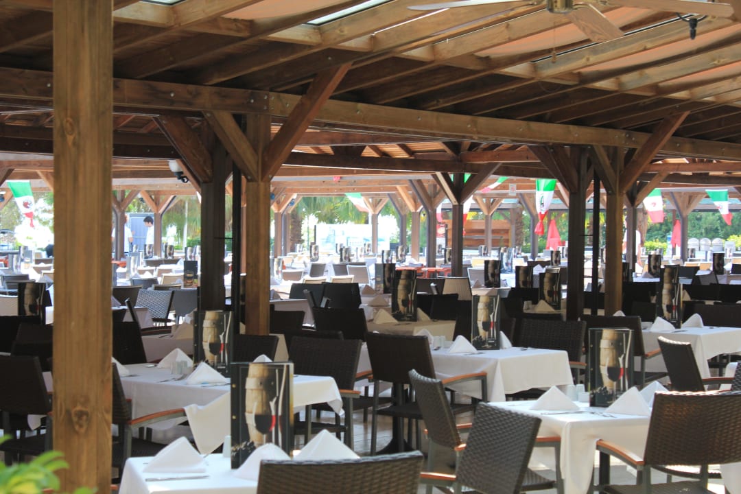 Основной ресторан Turquoise Hotel