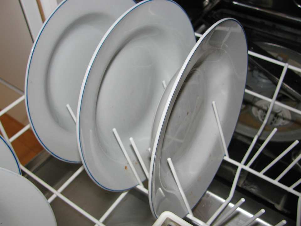 Küche - GSM - schlechte Reinigung Fewo 2.5 Haus Arkonablick