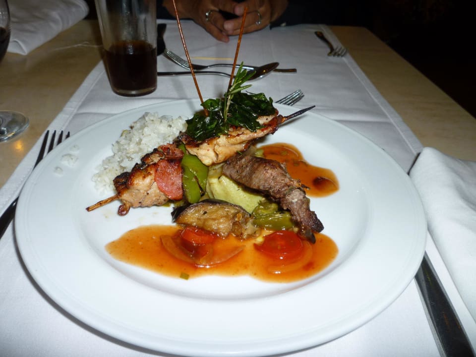 Angerichtetes Hauptgericht Jaz Makadi Oasis Resort