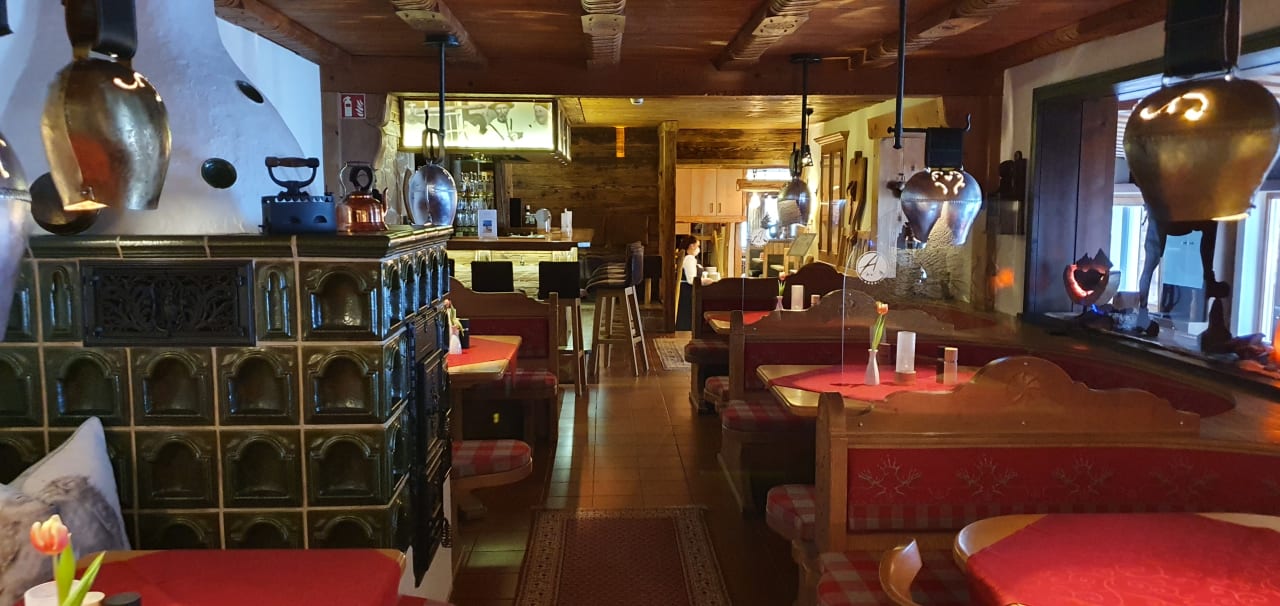 Gastro Alm- & Wellnesshotel Alpenhof