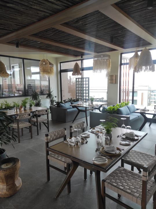 Gastro Jacaranda Luxury Resort