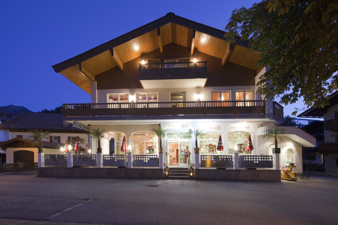 Dorfcafe Ferienhaus Ilius in Fieberbrunn Ferienhaus Ilius