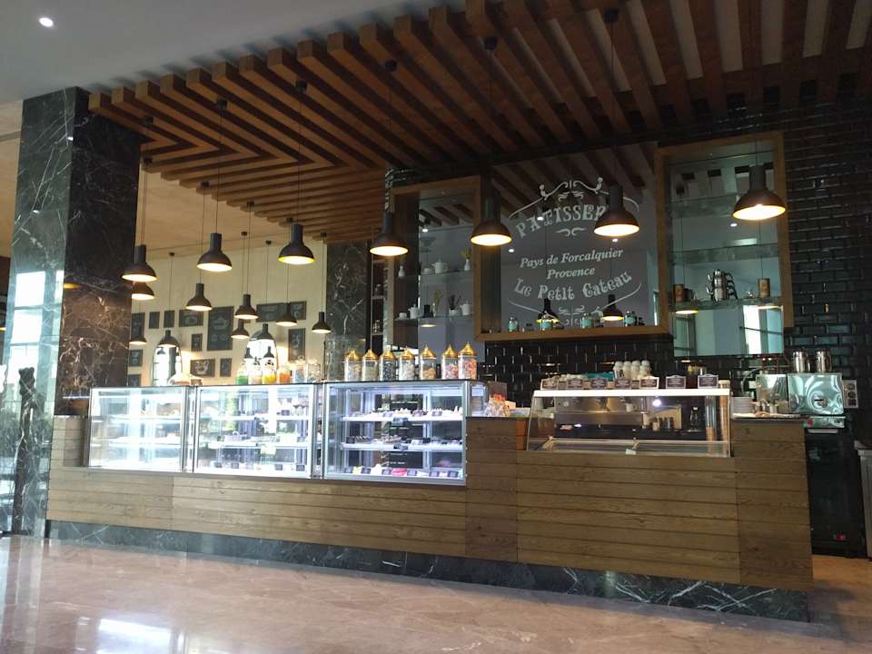 Gastro Acanthus Cennet Barut Collection