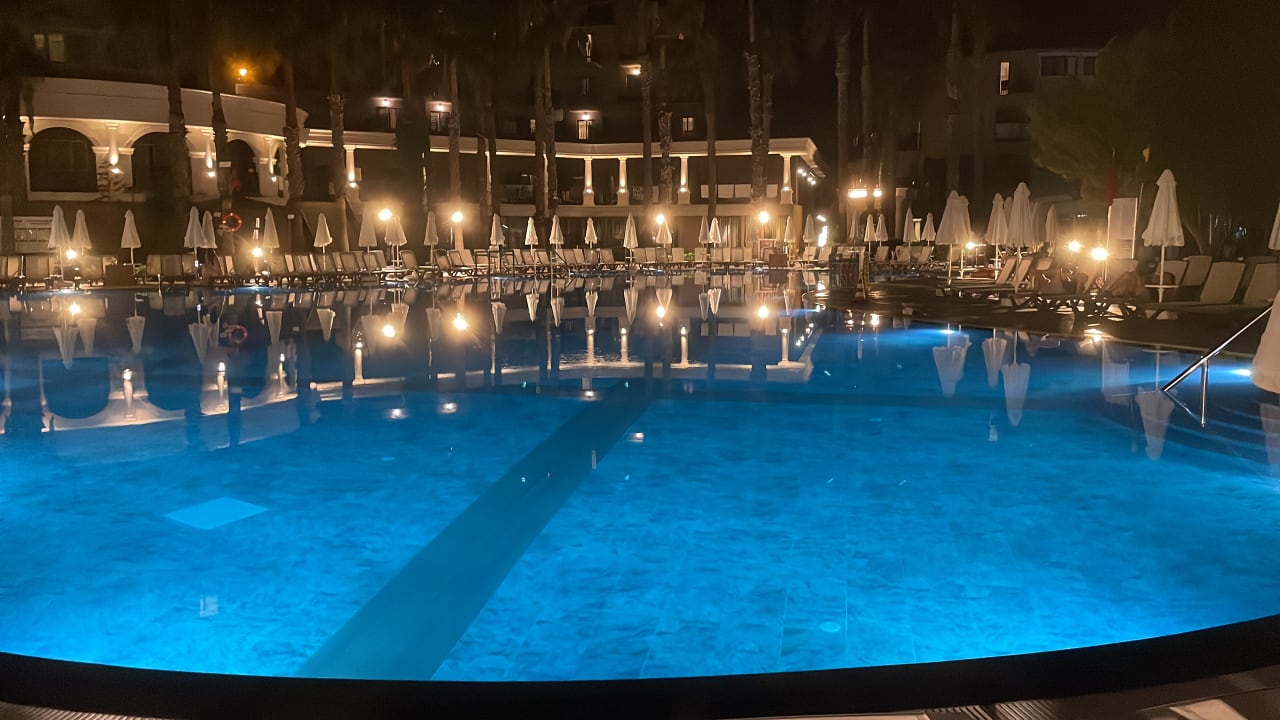 Pool allsun Numa Club Side