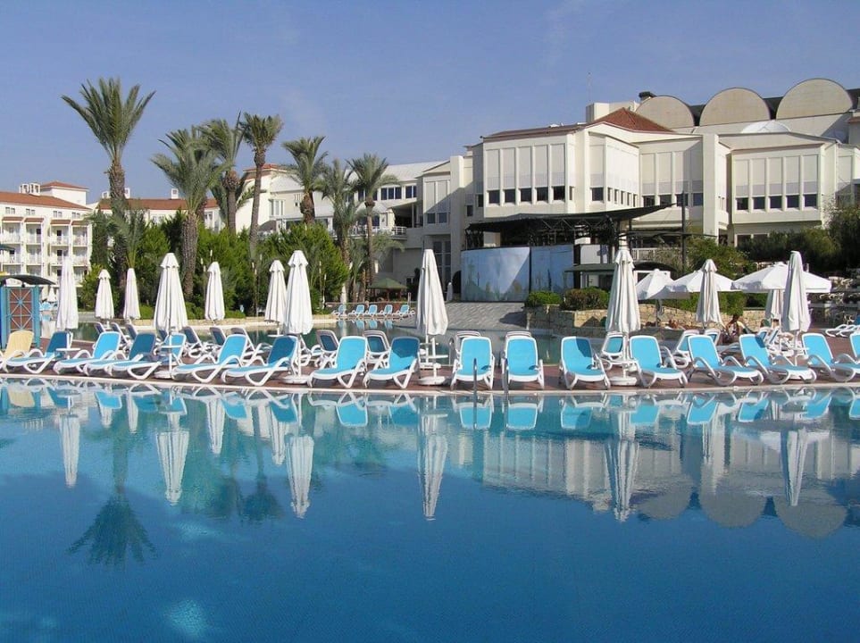 Fast schon kitschig PALOMA Perissia