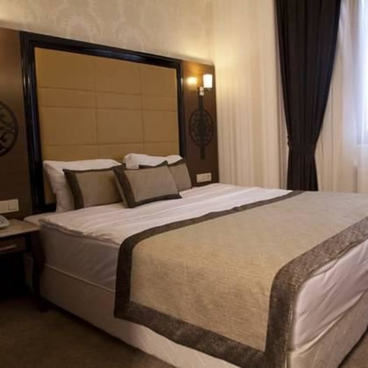 SINGLE/DOUBLE ROOM Hotel Aspen