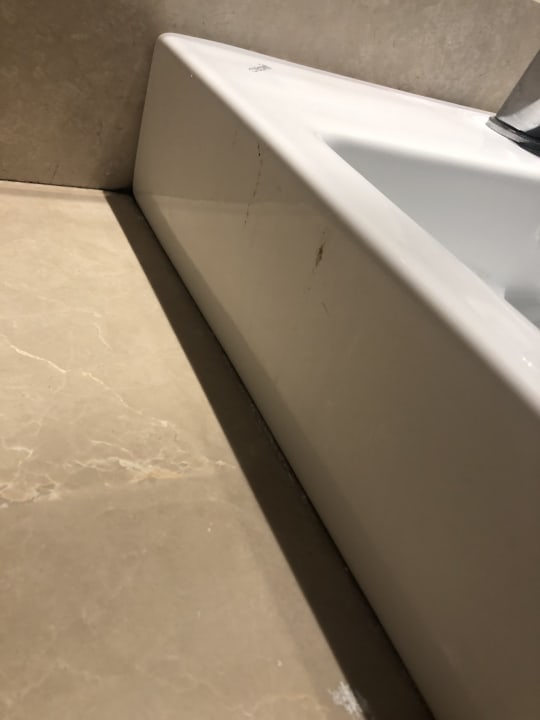 Zimmer Well Palace Side