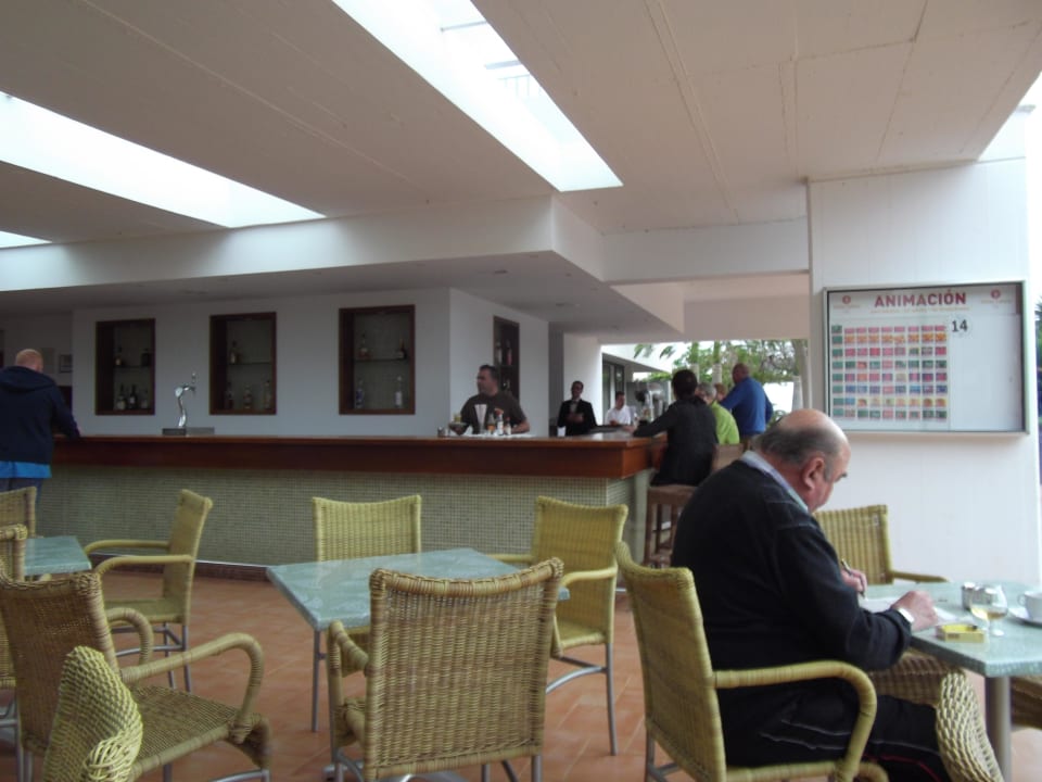 Poolbar Hotel Costa Calero