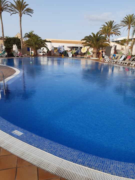 Pool Iberostar Waves Gaviotas Park