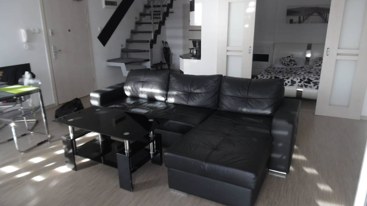 Wohnbereich hinten schlafzimmer Apartamenty Feniks