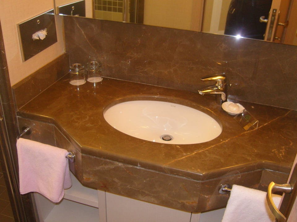 Waschbecken ROBINSON SARIGERME PARK