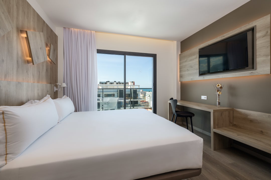 Zimmer Senator Gandia Hotel