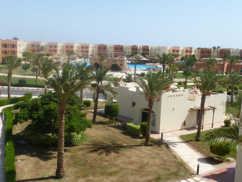 Eine grosse Anlage SUNRISE Royal Makadi Resort