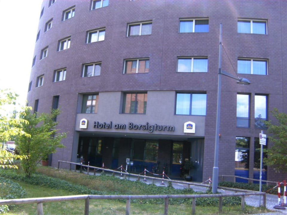 Eingang Best Western Hotel am Borsigturm