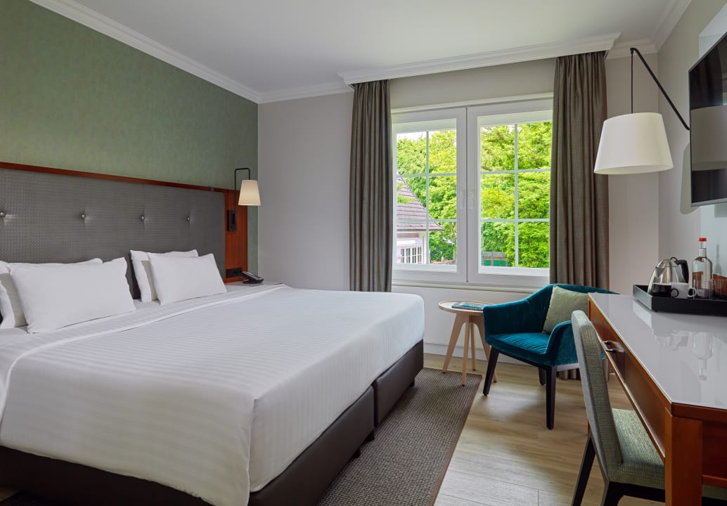 Zimmer Hotel Courtyard by Marriott Hamburg Airport