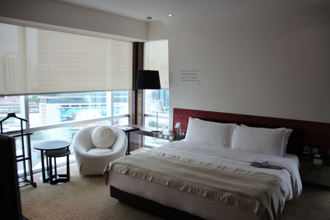 Bett mit Aussicht Hotel Le Meridien Bangkok