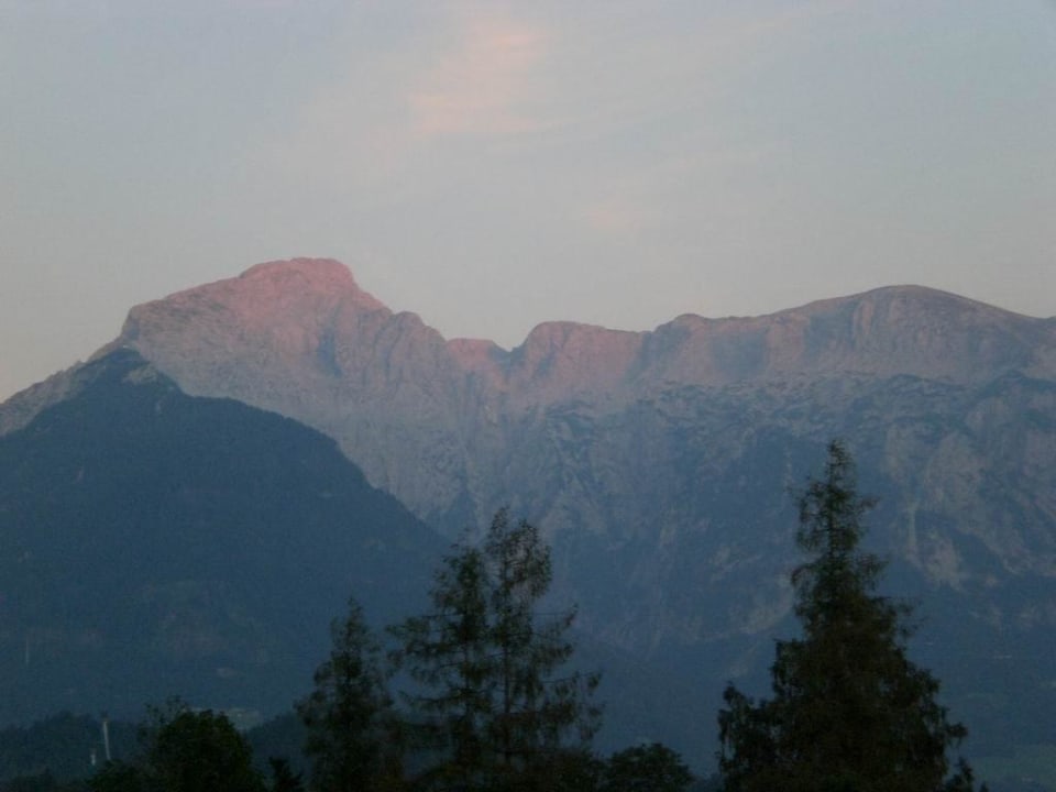 Blick vom Zimmer auf die Berge Naturhotel Reissenlehen