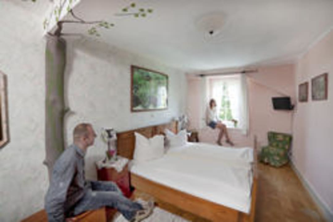 Klostergarten Zimmer Rombach Nostalgie Gastronomie Zum Kreuz