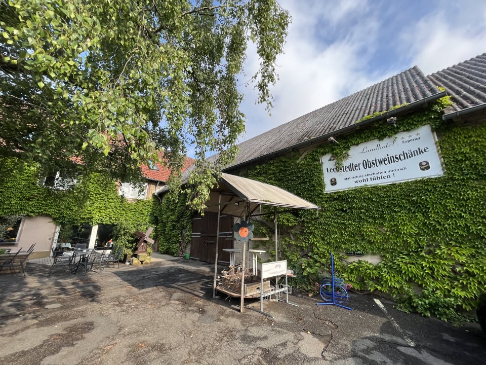 Außenansicht Landhotel Lechstedter Obstweinschänke