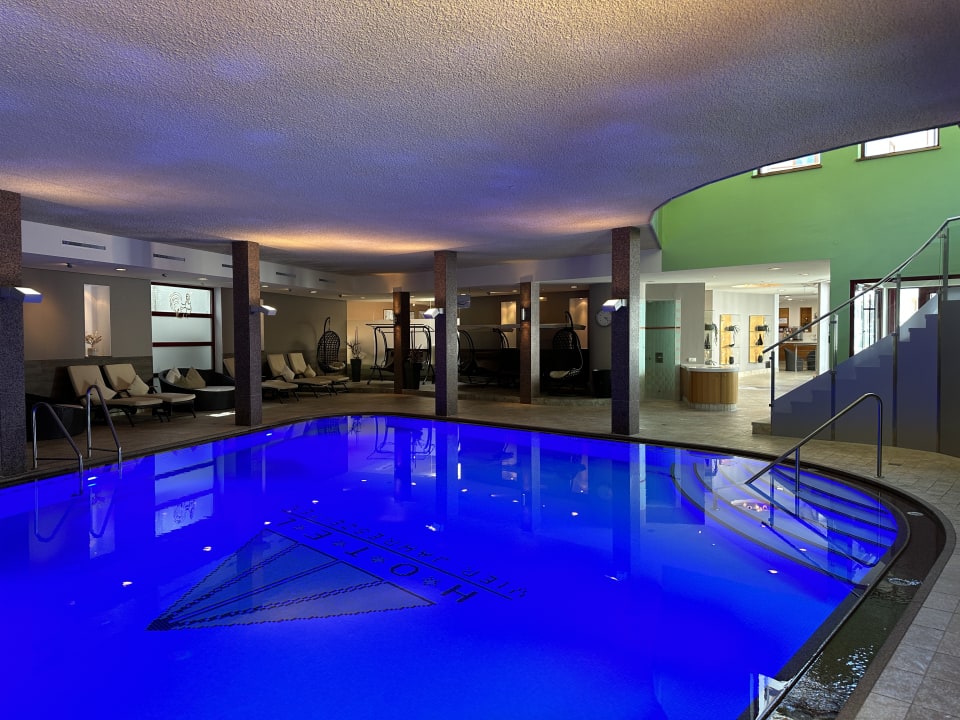 Pool Hotel Vier Jahreszeiten